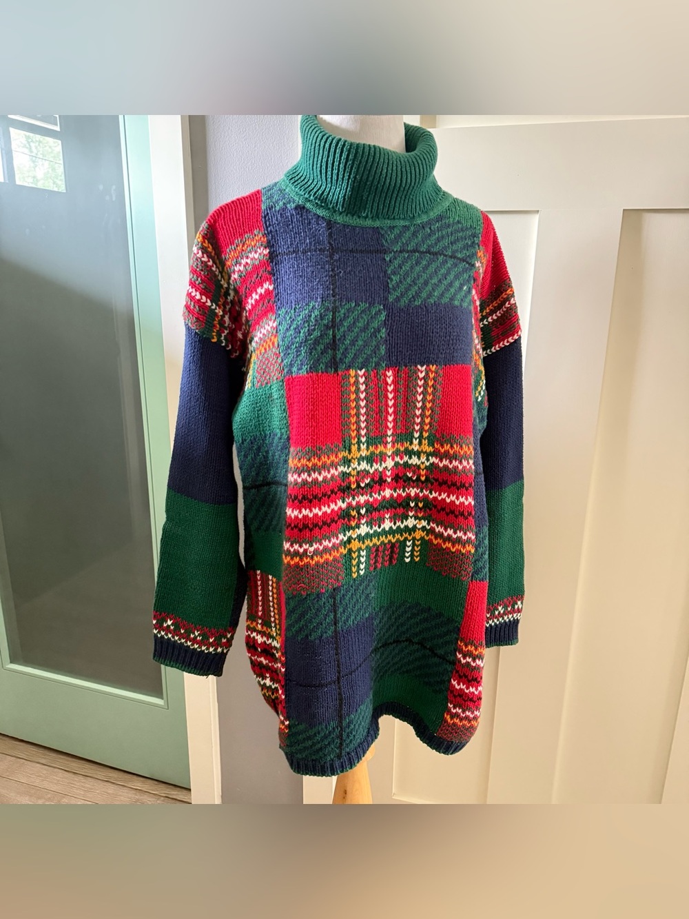 Vintage 90’s NELL FLOWERS Turtleneck Tunic Knit Sweater